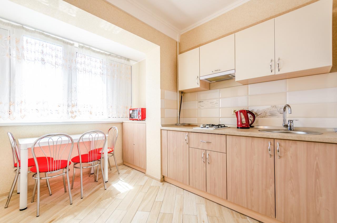 Artal Apartment On Obolonskyi Avenue 16A เคียฟ ภายนอก รูปภาพ